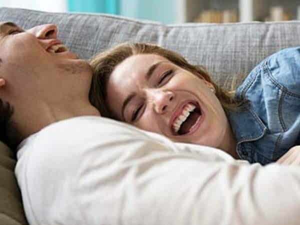 Bukan Tidak Mungkin, Buang Air Besar Saat Bercinta Bisa Saja Terjadi!