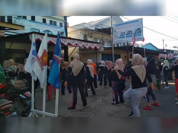 Ajak Masyarakat Hidup Sehat, Relawan Emak-Emak ISO BISA Gelar Senam Pagi Zumba
