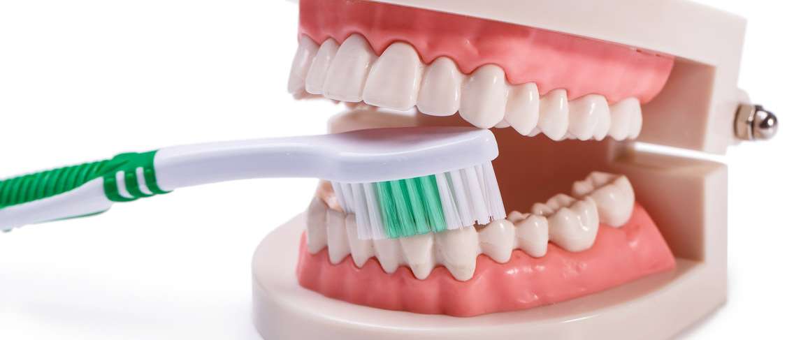 Duh, Gusi Jadi Sering Berdarah selama Hamil!