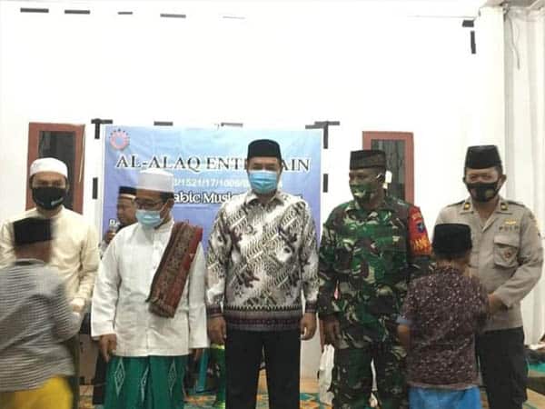 Pemkab Ketapang Santuni Santri, Yatim dan Dhuafa Ponpes Mambaul Khairat Peringati 10 Muharram