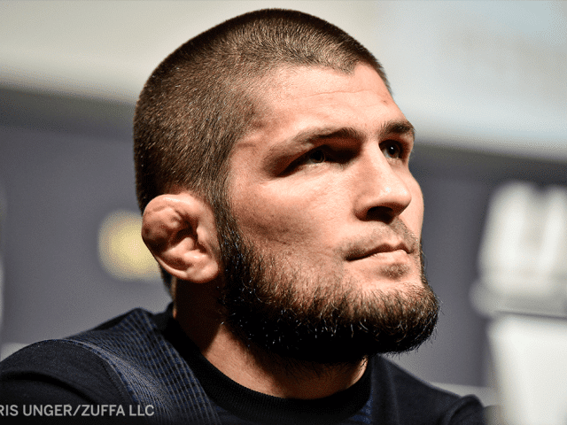 Tahun Depan, Khabib Akan Menantang Salah Satu Legenda Terbesar UFC
