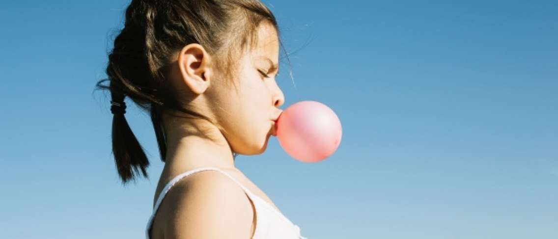 Tidak Sengaja Menelan Permen Karet: Harus Bagaimana?