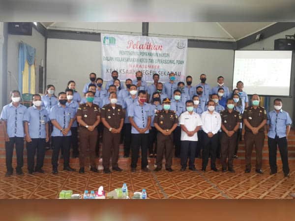 33 Karyawan PDAM Sirin Meragun Dapat Pelatihan Tentang Hukum dari Kejari Sekadau