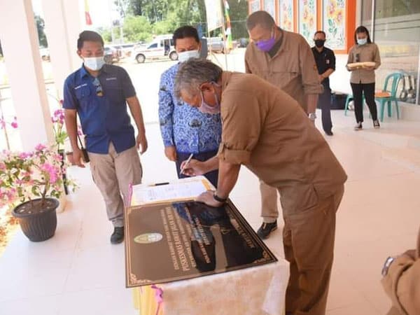 Bupati Martin Kembali Resmikan Puskesmas di Pedalaman Ketapang