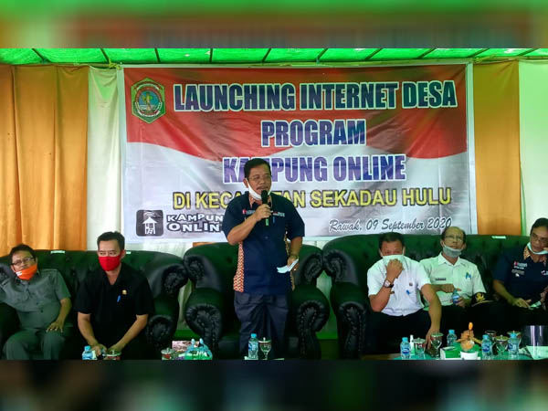 Bupati Rupinus Hadiri Launching Internet Desa