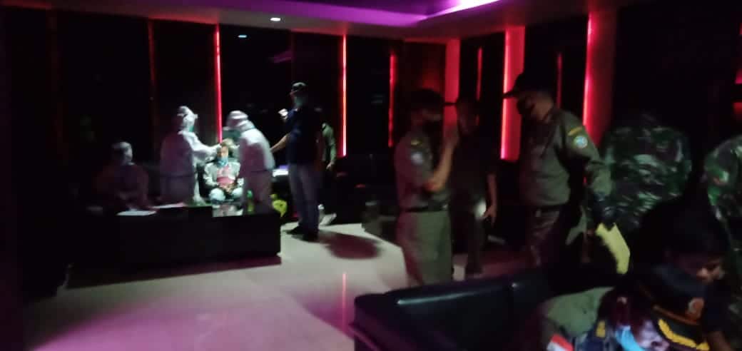 9 Pengunjung Klub Malam Tak Pakai Masker Didenda Rp200 ribu, Pengelola Didenda Rp1 juta