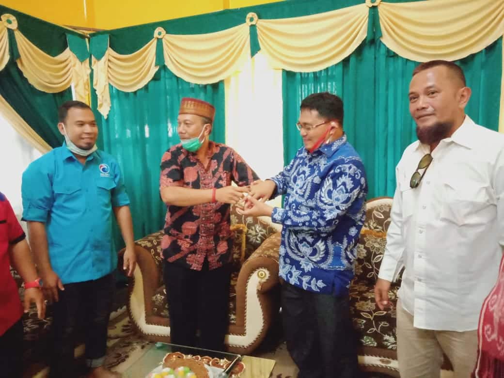 Yohanes Rumpak-Syarifuddin Mohon Restu dan Dukungan Kesultanan Sintang