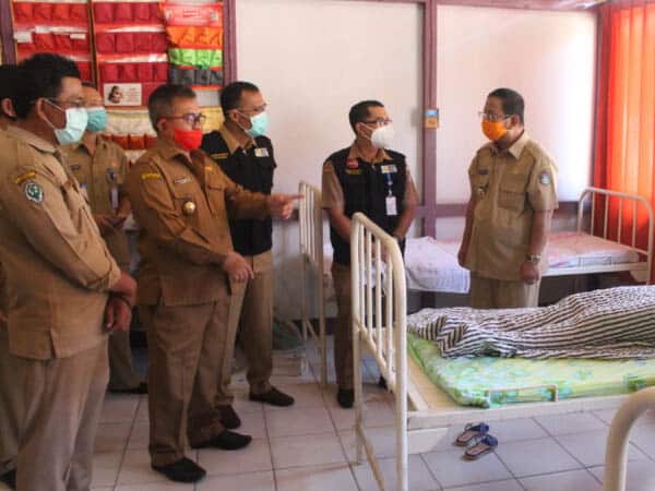 Peringati Harganas, Pemkab Sekadau Kunjungi Pelayanan KB Sejuta Akseptor di Puskesmas Sekadau