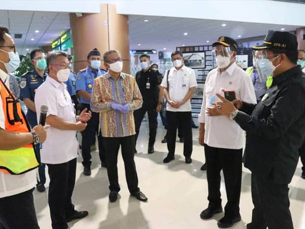 Gubernur Sutarmidji Bertemu Menhub Budi Karya Bahas Pembangunan Bandara dan Terminal Darat di Kalbar