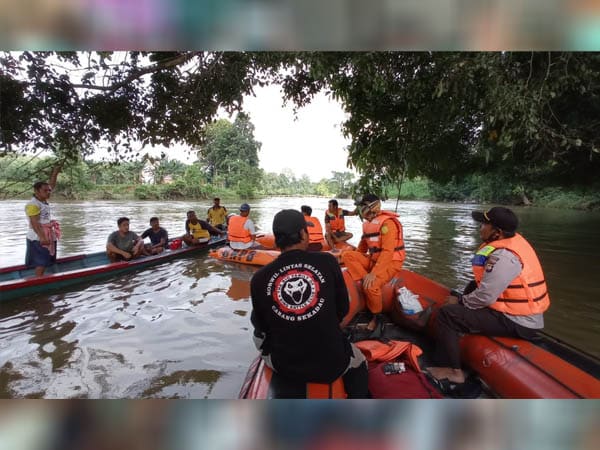 Hari Ketiga Pencarian Bocah 5 Tahun yang Tenggelam di Sungai Sekadau
