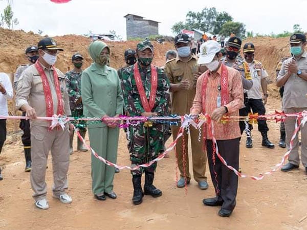 Karya Bhakti TNI 2020, Pj Sekda Apresiasi Jajaran Kodim 1203/Ketapang dan Masyarakat