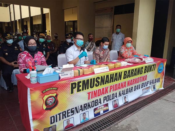 Polda Kalbar Musnahkan Tujuh Kilogram Sabu dan Ribuan Butir Ekstasi