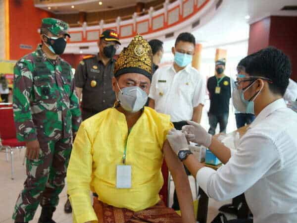 Wako Edi Kamtono Sebut Kebijakan Menkes Soal Data Vaksinasi Lucu