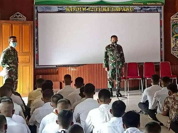 Berikan Motivasi Putra Daerah, Ini Pesan Dandim 1203/Ktp untuk Peserta Seleksi Calon Prajurit TNI AD