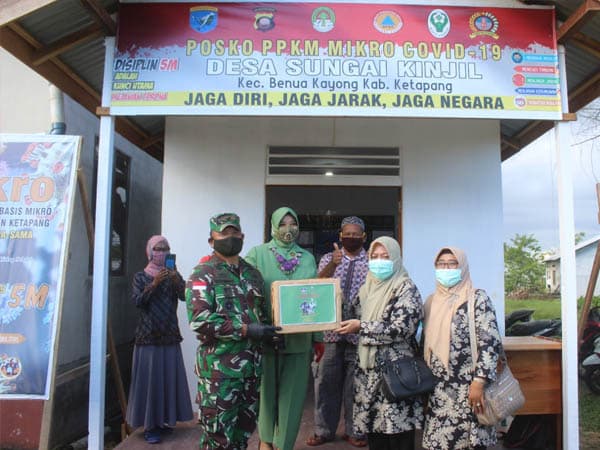 Danrem Cek Posko PPKM Mikro Wilayah Kodim 1203 Ketapang