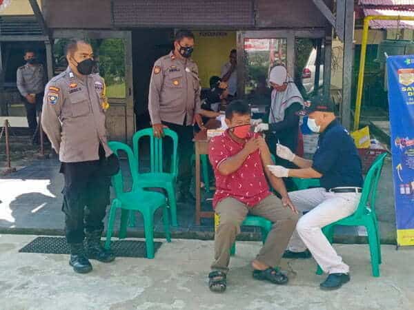 Dukung Program Pemerintah, Polsek Sekadau Hilir Gelar Vaksinasi Tahap ll