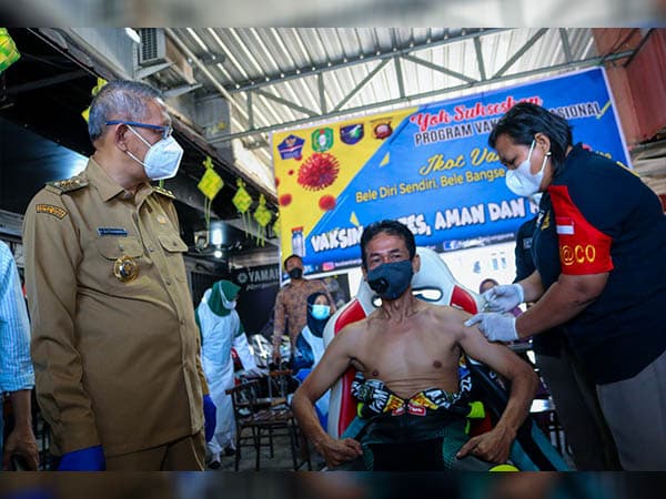 Warga Kalbar Jangan Khawatir, Vaksinasi Covid-19 Tak Batalkan Puasa