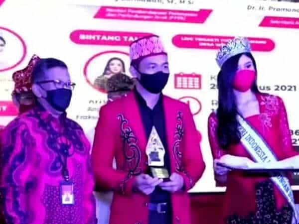 Kapuas Hulu Raih Penghargaan Trisakti Tourism Award 2021