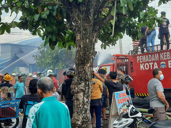 Polisi Sebut Kebakaran Rumah di Jalan Sejarah Akibat Korsleting Listrik