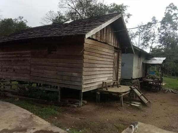 Tebang Pilih, Warga Miskin di Desa Sungai Labuk Tak Dapat Bantuan Bedah Rumah