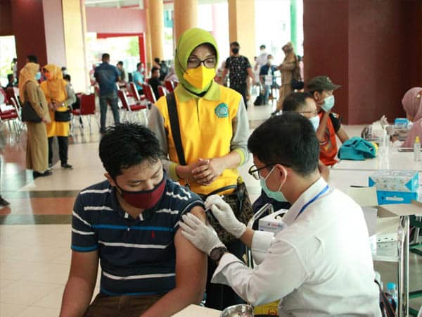 Tim Penggerak PKK Pontianak Gelar Vaksinasi Massal di PCC