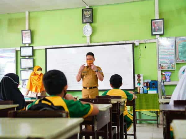 Monitoring PTM, Wako Edi Kamtono Sebut Sekolah Sudah Terapkan Prokes