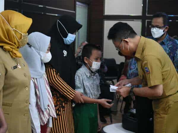 Wako Edi Kamtono Ajak Siswa Budayakan Menabung