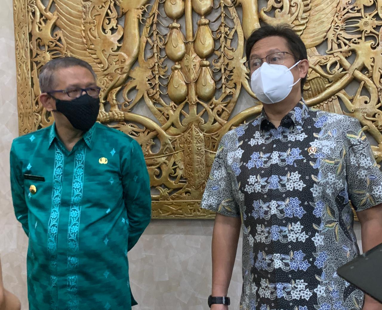 Puji Semangat Gubernur, Menkes Janji Tambah Kuota Vaksin Kalbar