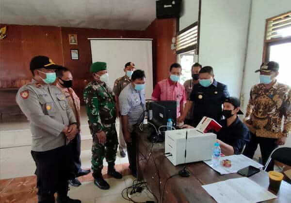 Wabup Subandrio Monitor Pelayanan Administrasi Kependudukan di Nanga Taman