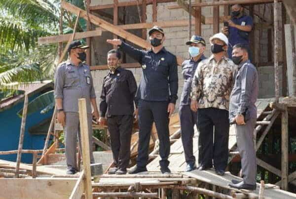 Bupati Sis Tinjau Pembangunan Puskesmas Hulu Gurung