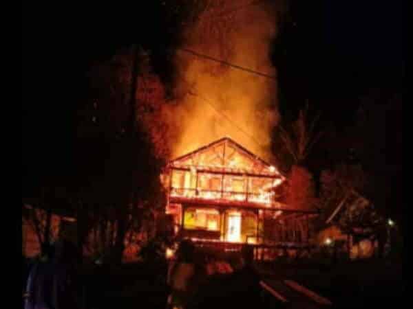 Kebakaran Rumah, Seorang Penghuni Rumah di Kapuas Hulu Tewas Terpanggang