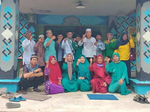 Perkuat Ukhuwah, MTAMT Gelar Maulid Tradisional di Desa Mungguk