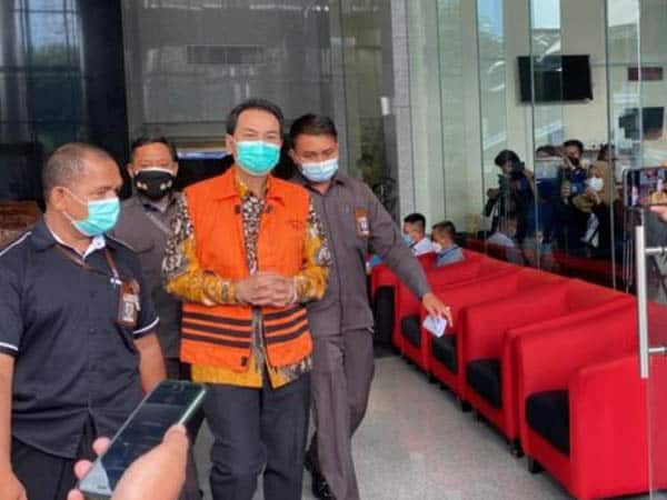 Mantan Wakil Ketua DPR Azis Syamsuddin Jalani Pemeriksaan Perdana Sebagai Tersangka Suap