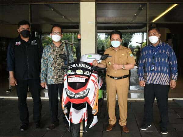 Pegadaian Syariah Serahkan Bantuan Motor Ambulance ke ACT Kalbar