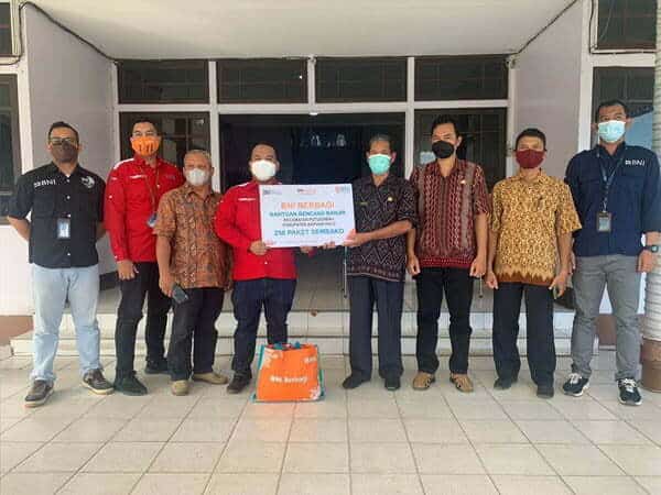 Pemkab Kapuas Hulu Terima Bantuan Banjir Dari BNI