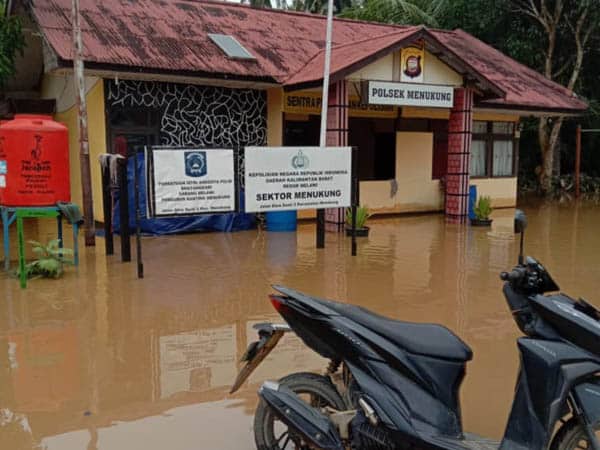 Tujuh Kecamatan di Melawi Terendam Banjir