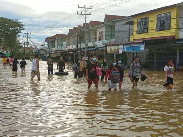 Curah Hujan Masih Tinggi, BPBD Melawi Imbau Warga Tetap Waspada Banjir Susulan