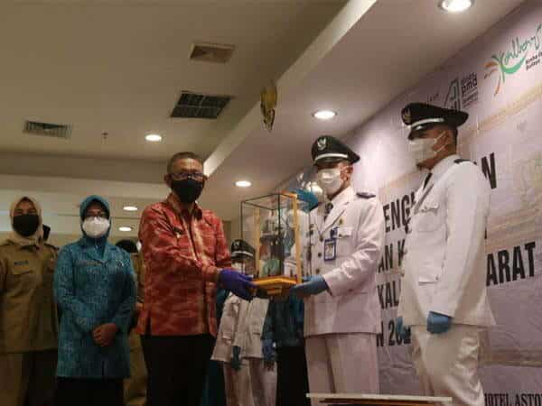 Desa Semitau Hulu Juara I Lomba Desa se-Kalbar