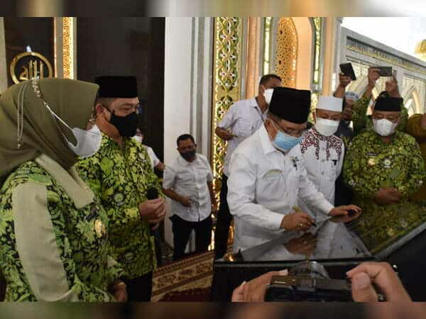 Ketum DMI Resmikan Masjid Agung Al-Falah Mempawah: Ajak Masyarakat Makmurkan Masjid