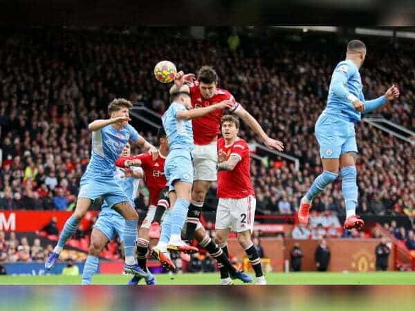 Manchester City Kalahkan Manchester United 2-0