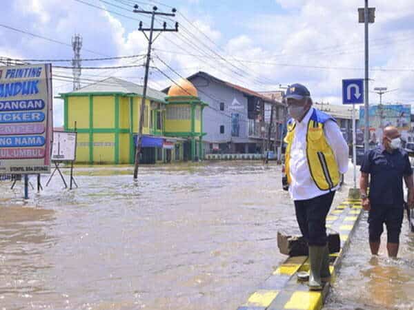 Menteri PUPR Alokasikan Pembangunan Geobag Atasi Banjir Sintang