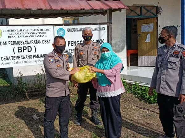 Peduli Korban Banjir: Bintara Polres Melawi Salurkan Ratusan Paket Sembako