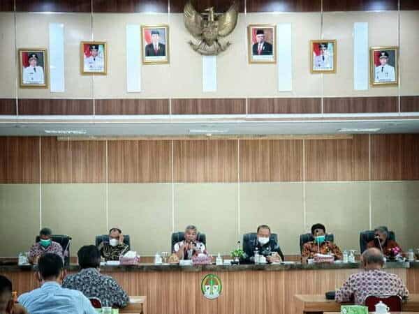 Martin Rantan: Pemkab Ketapang Tak Main-main Tangani Masalah Perkebunan