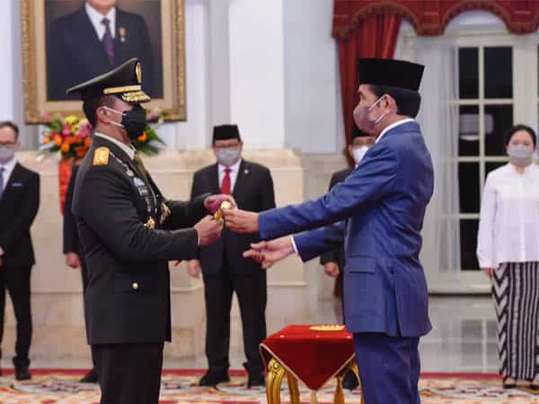 Presiden Jokowi Lantik Andika Perkasa Sebagai Panglima TNI