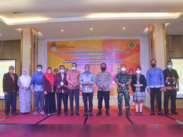 Buka Musda VII PPNI, Bupati Martin Akan Programkan Perawat Diploma ke S1