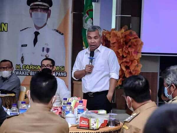 Bupati Martin Buka Seminar dan Lokakarya Kebijakan Pembangunan Ketapang