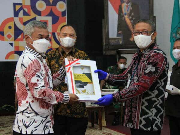 Bupati Martin Rantan Terima DIPA dan TKDD 2022 untuk Ketapang