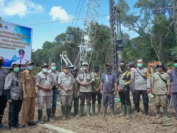 Bupati Martin Resmikan Dimulainya Pembangunan Jembatan Pawan VI
