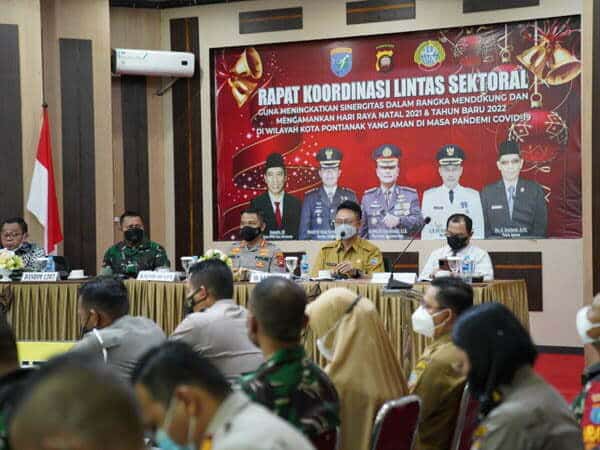 Cegah Penyebaran Varian Omicron Jelang Nataru