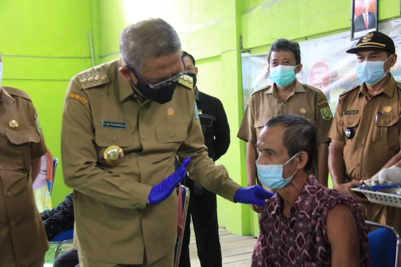Optimis Vaksinasi Kalbar 70 Persen di Januari 2022